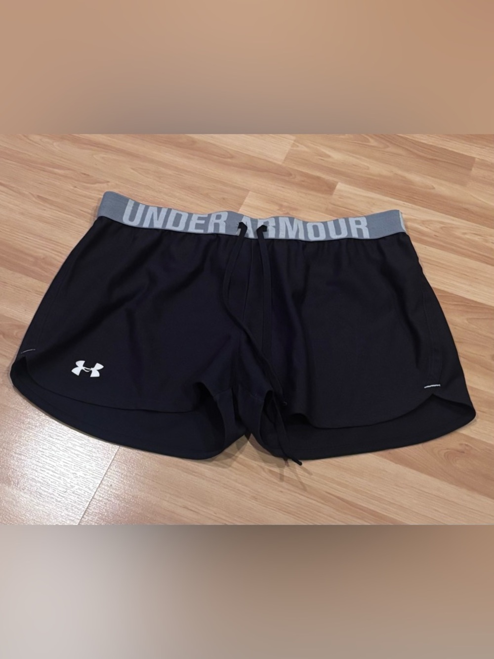 5/$25 Under  Armour Black Athletic Shorts